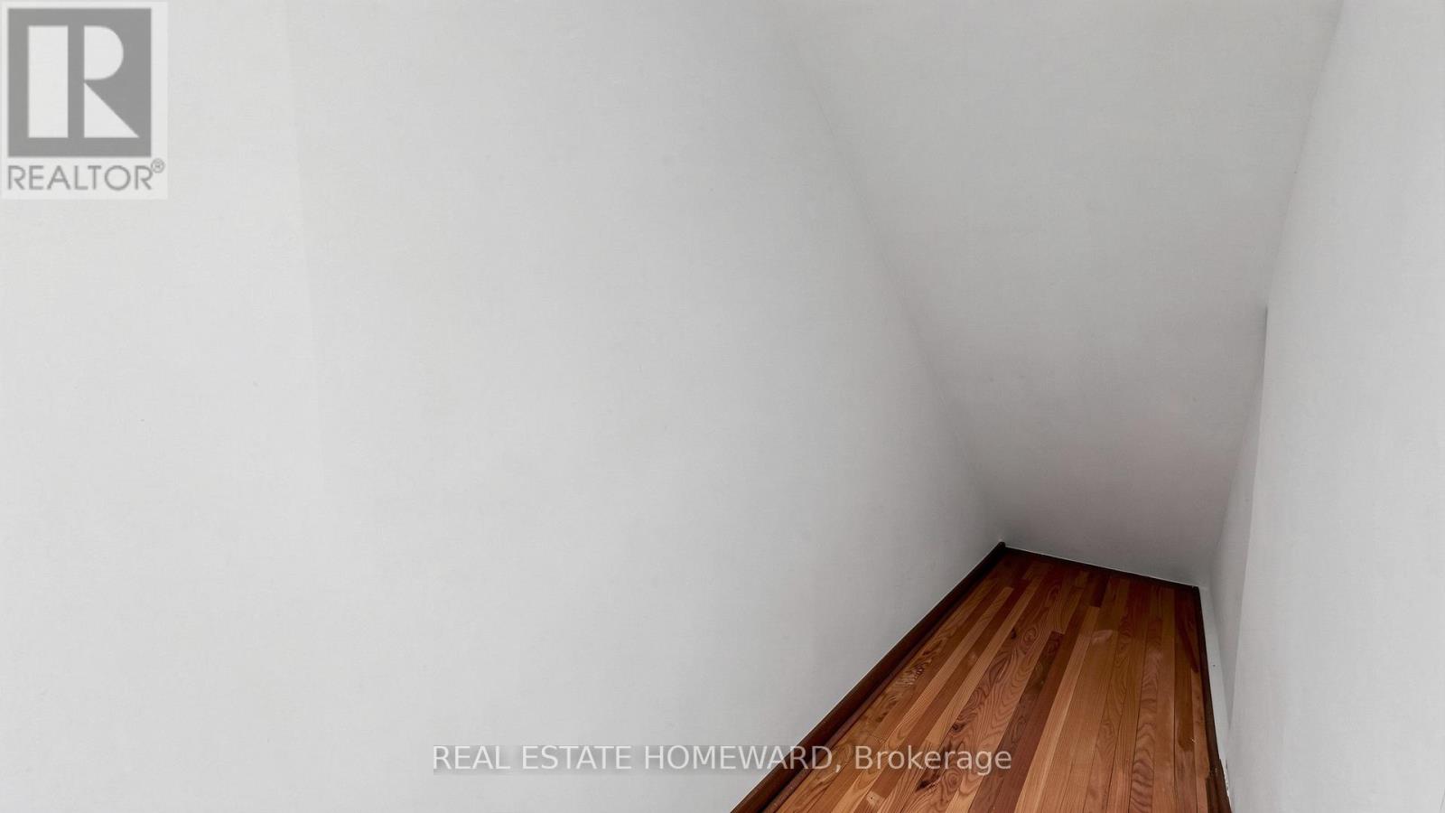 349 Monarch Park Avenue, Toronto, Ontario  M4J 4T4 - Photo 21 - E13114968