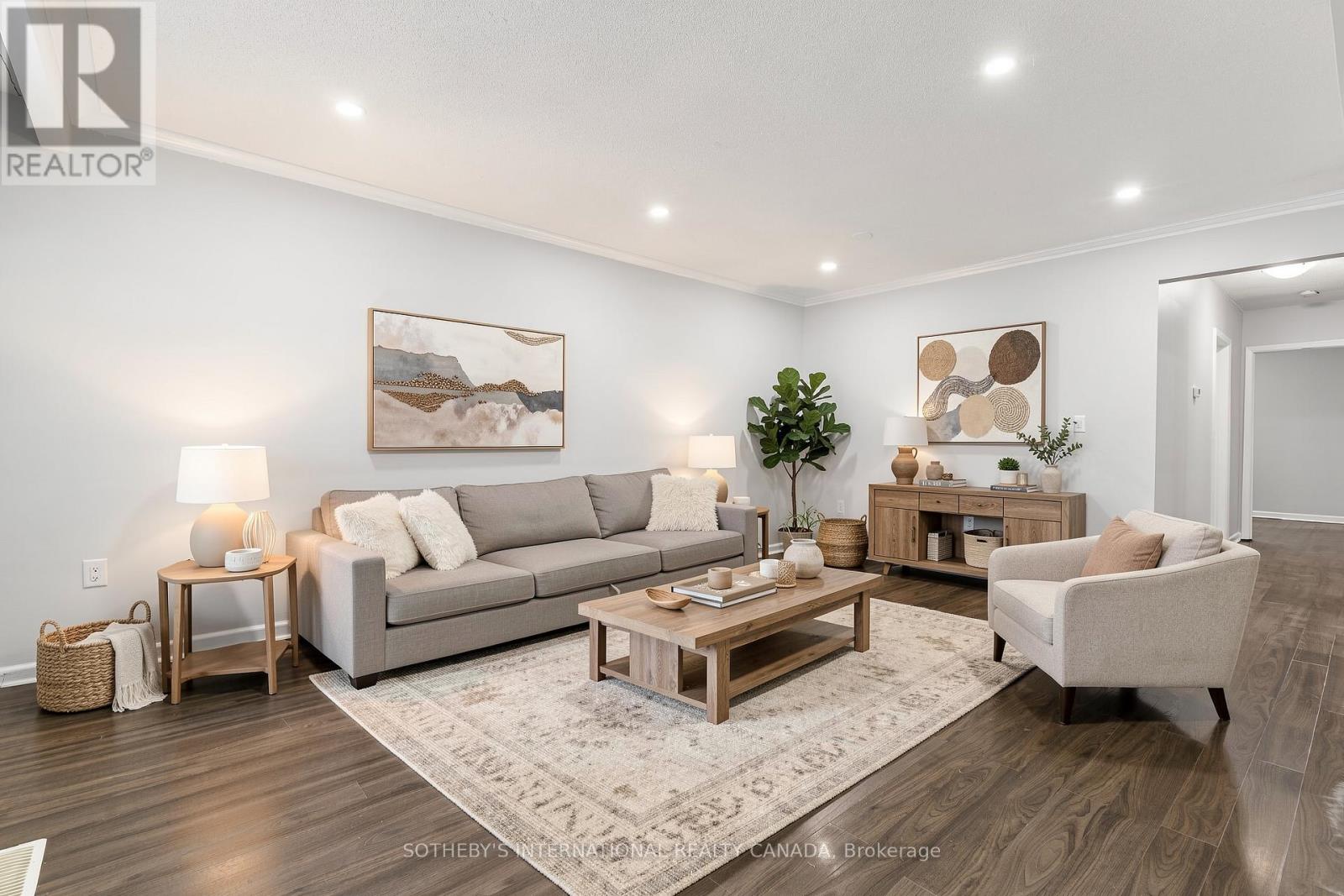 Upper - 957 Beechwood Avenue, Mississauga, Ontario  L5G 4E3 - Photo 11 - W13099088