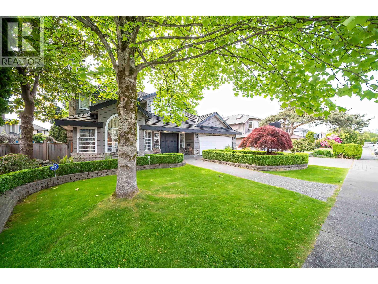 6411 Bouchard Court, Richmond, British Columbia  V7C 5W3 - Photo 3 - R3122395