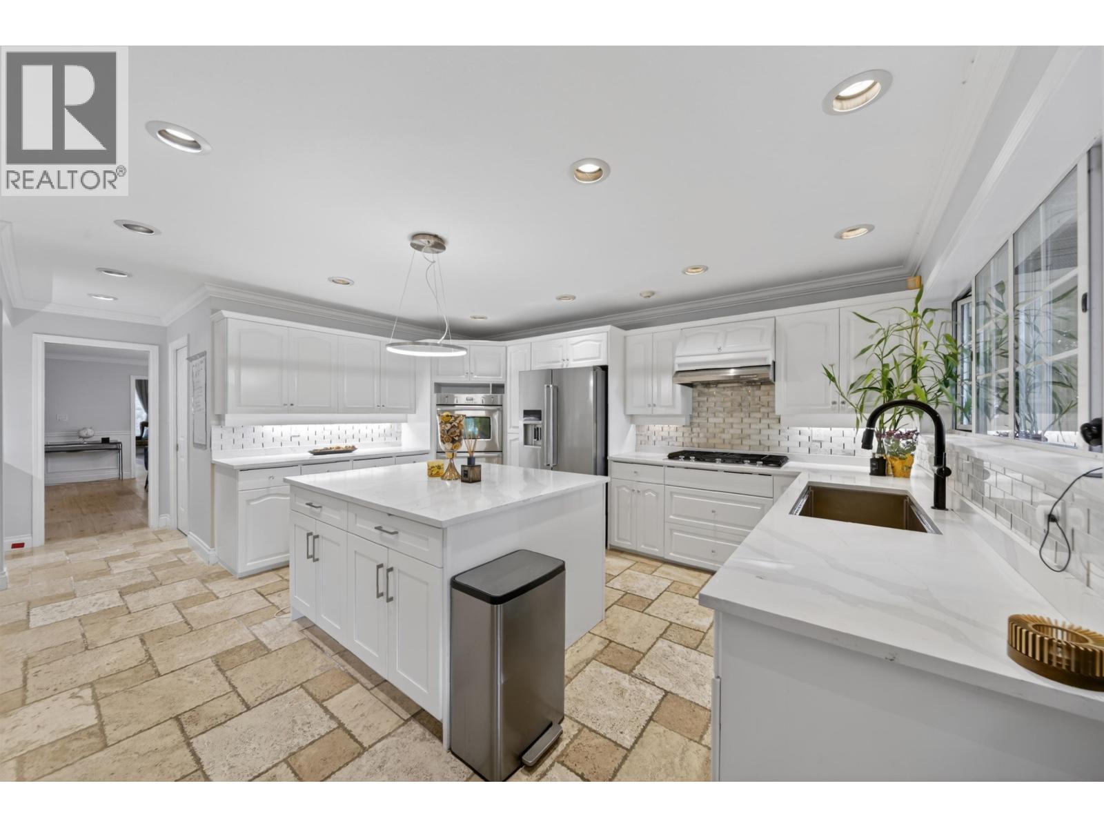 6411 Bouchard Court, Richmond, British Columbia  V7C 5W3 - Photo 17 - R3122395