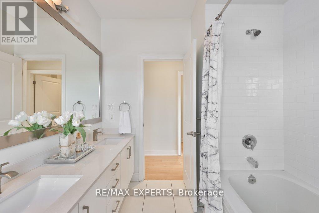 129 Powseland Crescent, Vaughan, Ontario  L4L 0C5 - Photo 24 - N13119558