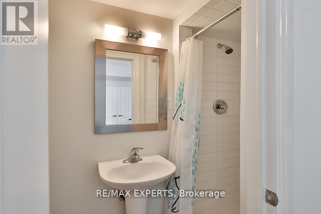 129 Powseland Crescent, Vaughan, Ontario  L4L 0C5 - Photo 40 - N13119558