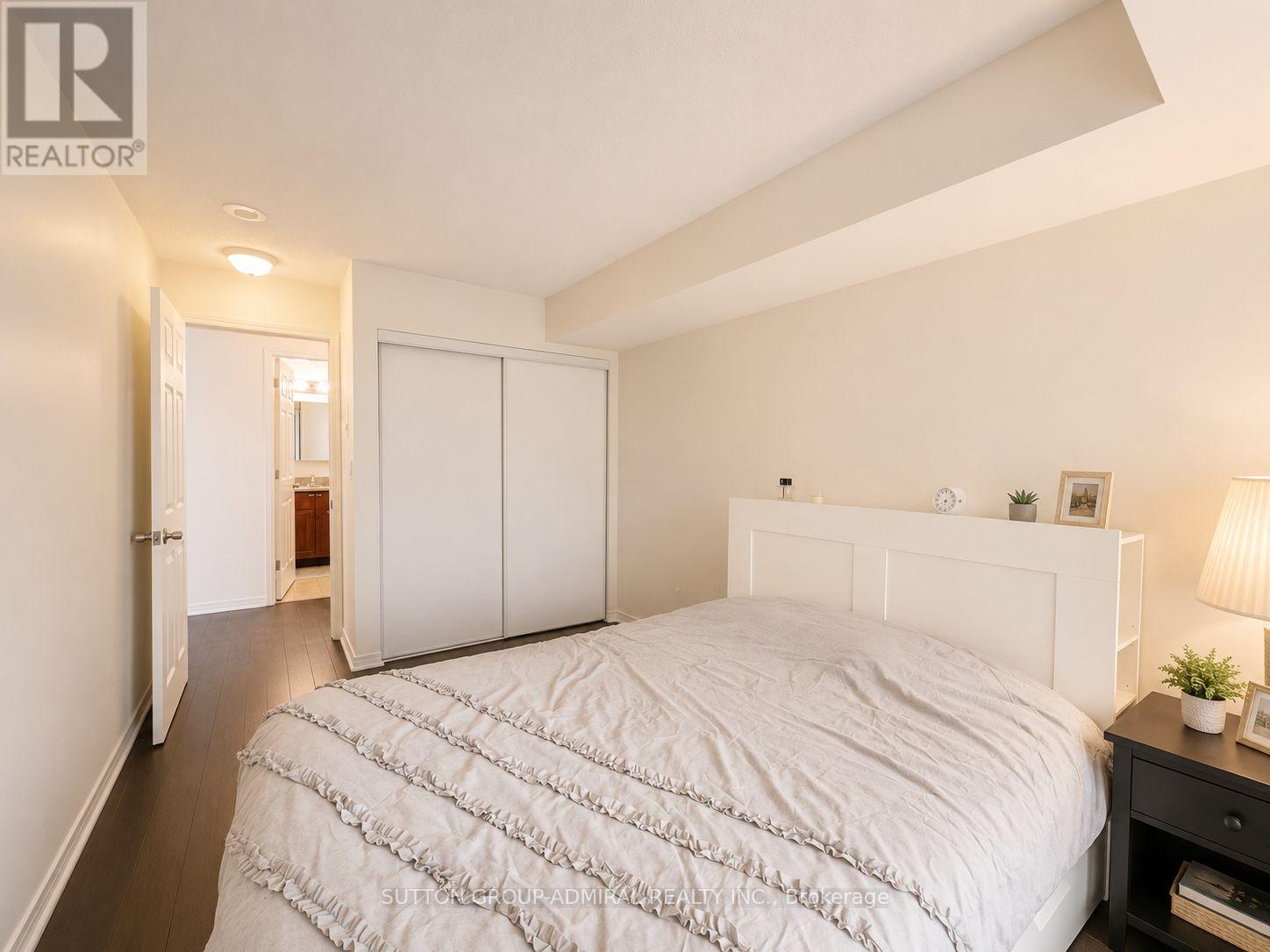 Lph2 - 185 Oneida Crescent, Richmond Hill (Langstaff), Ontario  L4B 0B1 - Photo 5 - N13119580