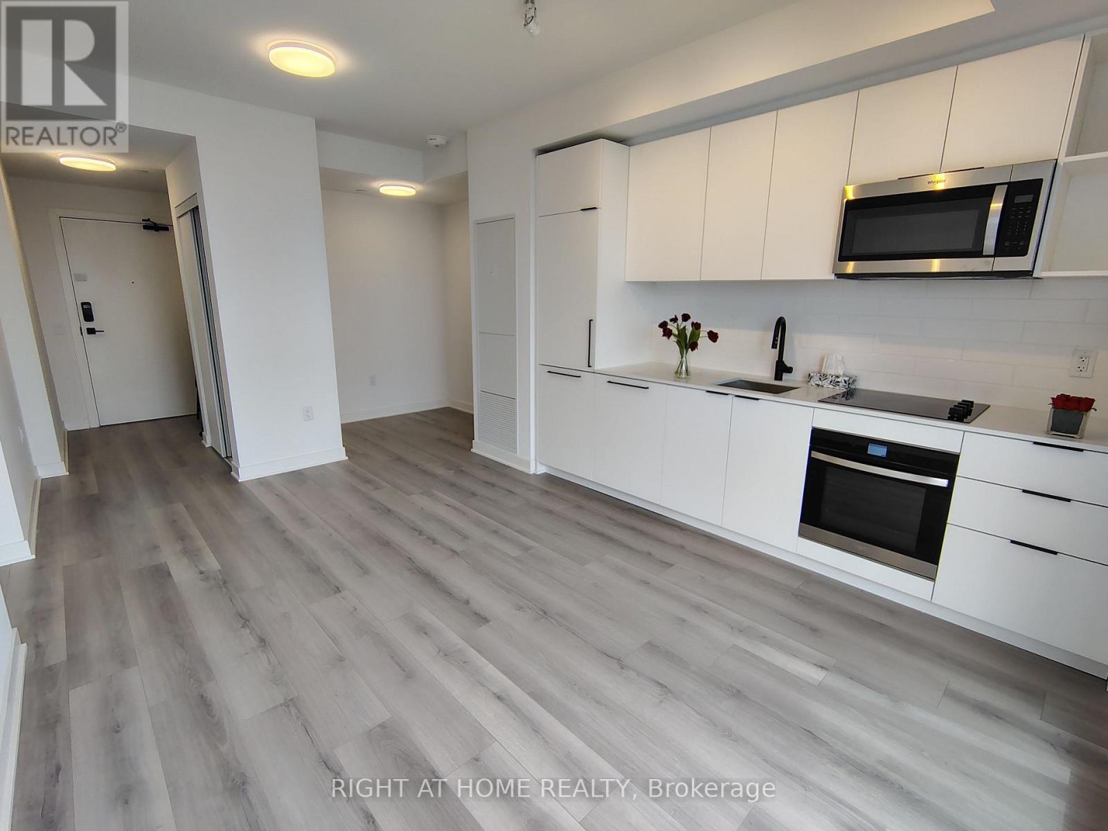 2411 - 1185 Dupont Street, Toronto, Ontario  M6H 0G5 - Photo 18 - W13119554