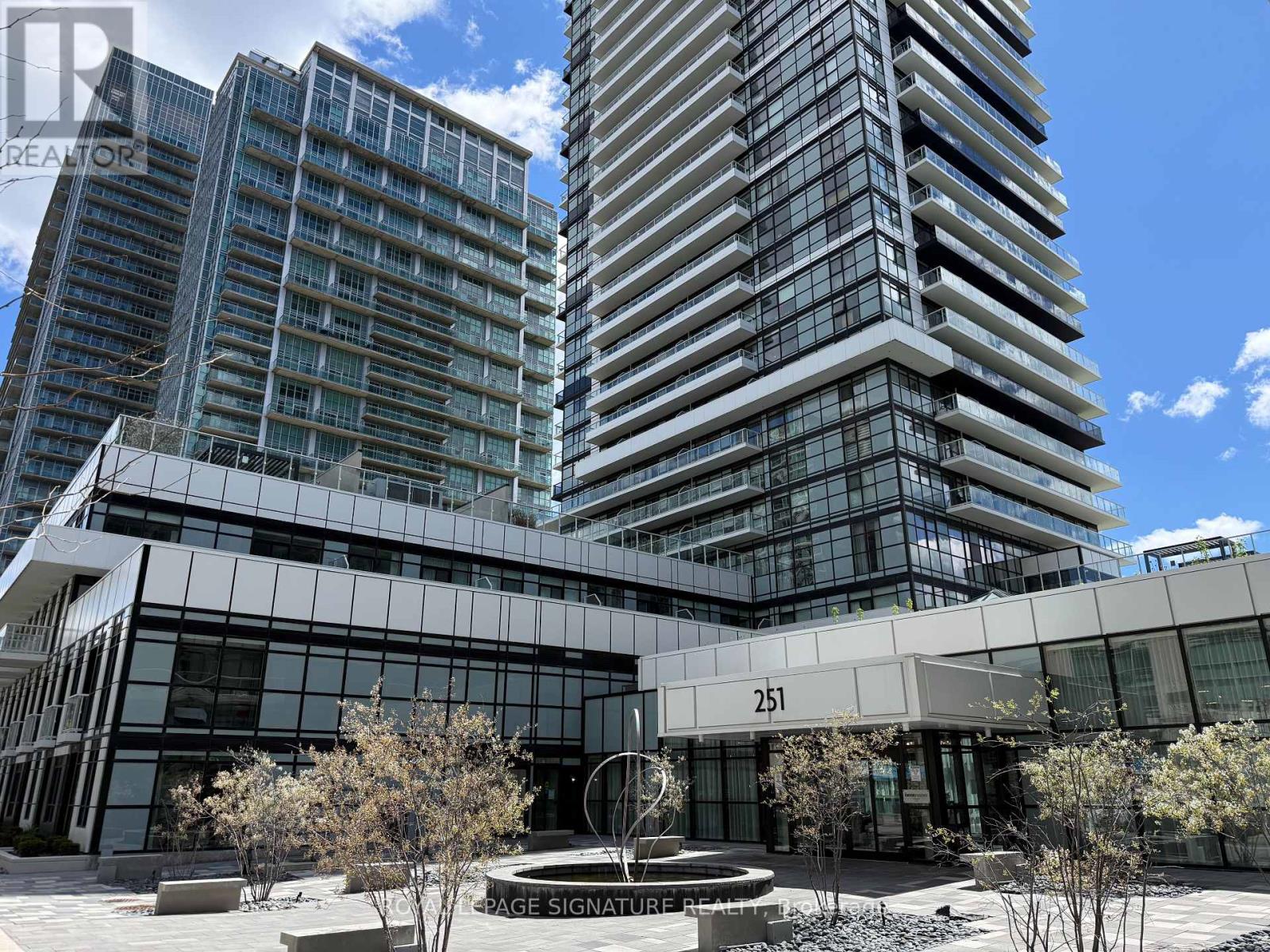 321 - 251 Manitoba Street, Toronto, Ontario  M8Y 1C9 - Photo 1 - W13119582
