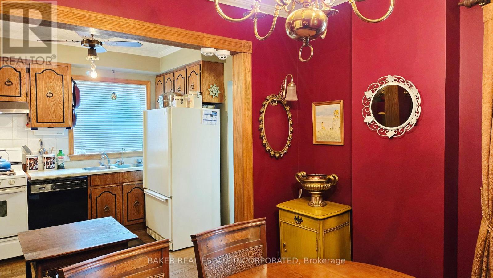 83 Lambton Avenue, Toronto, Ontario  M6N 2S4 - Photo 13 - W13119596