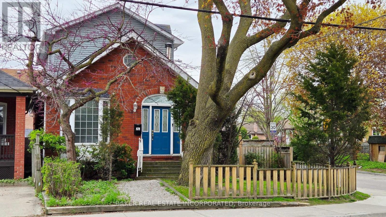 83 Lambton Avenue, Toronto, Ontario  M6N 2S4 - Photo 2 - W13119596