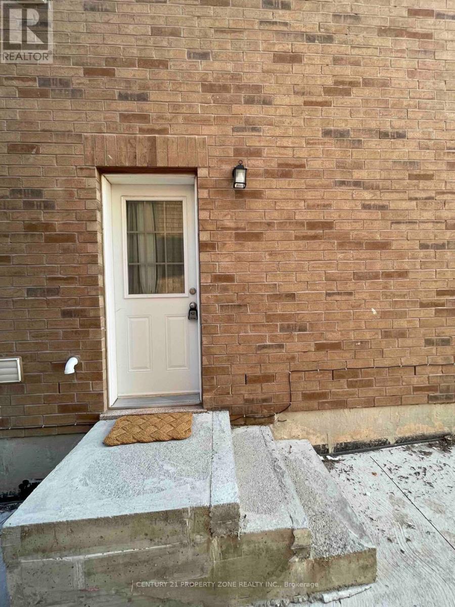 Basement - 77 Frenchpark Circle, Brampton, Ontario  L6X 0Y6 - Photo 3 - W13119606