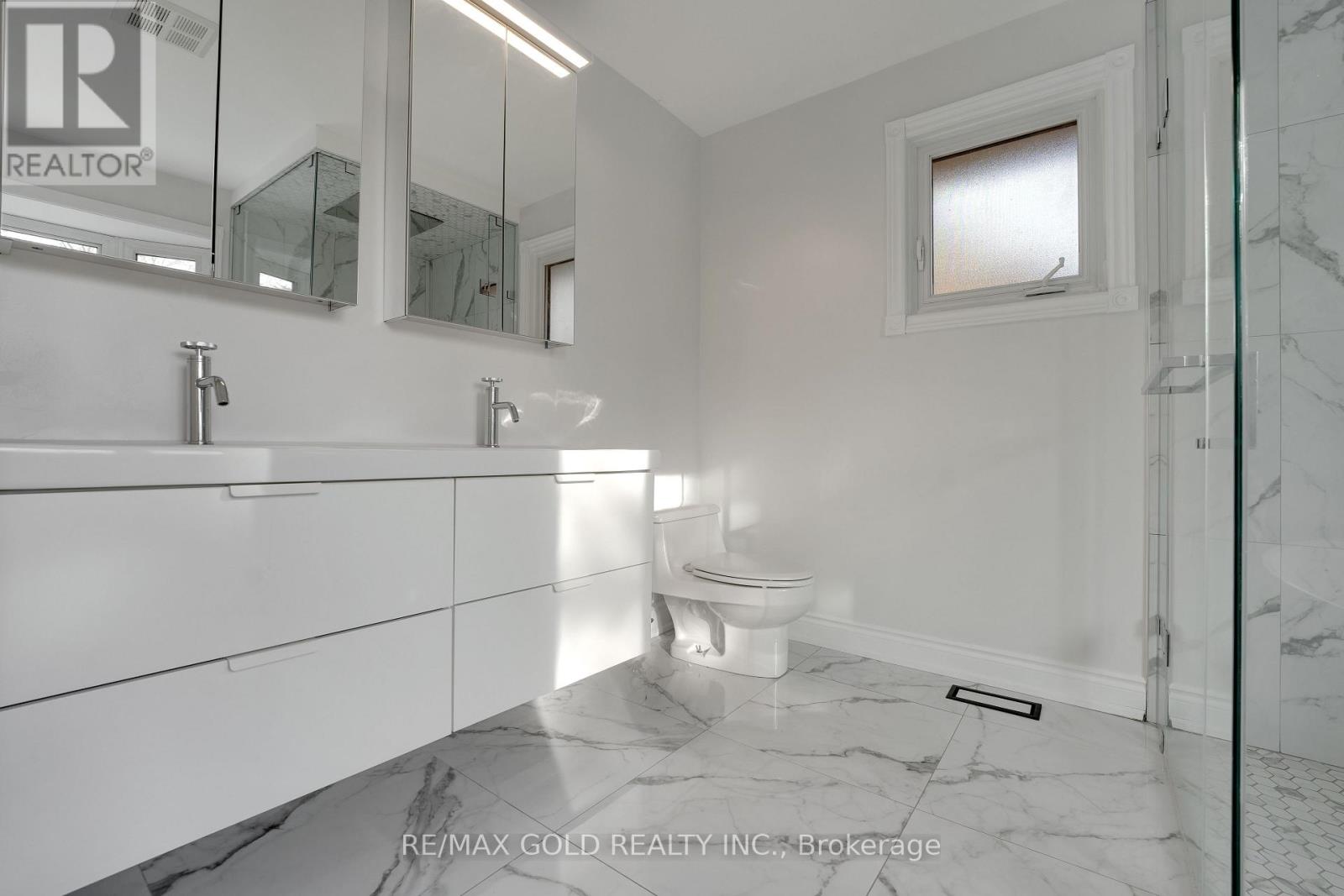 26 Dundalk Crescent, Brampton, Ontario  L6Z 2V2 - Photo 21 - W13119634