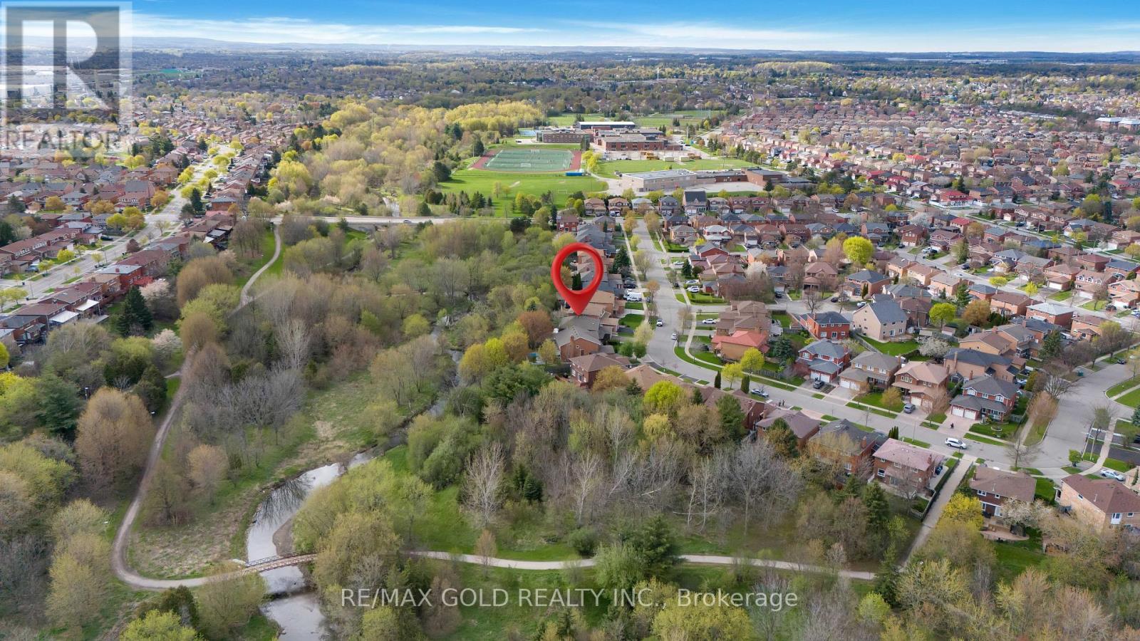 26 Dundalk Crescent, Brampton, Ontario  L6Z 2V2 - Photo 3 - W13119634