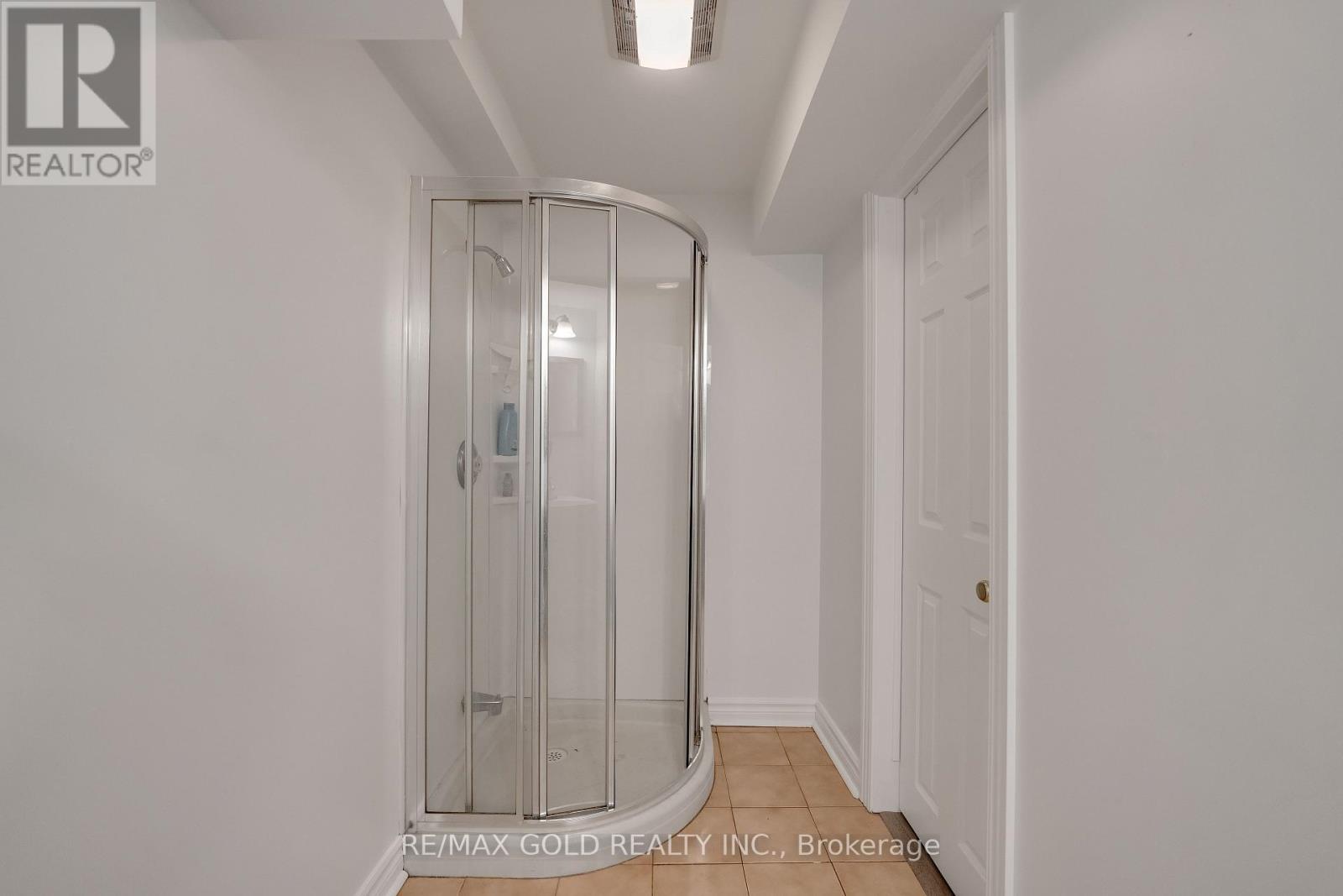 26 Dundalk Crescent, Brampton, Ontario  L6Z 2V2 - Photo 33 - W13119634