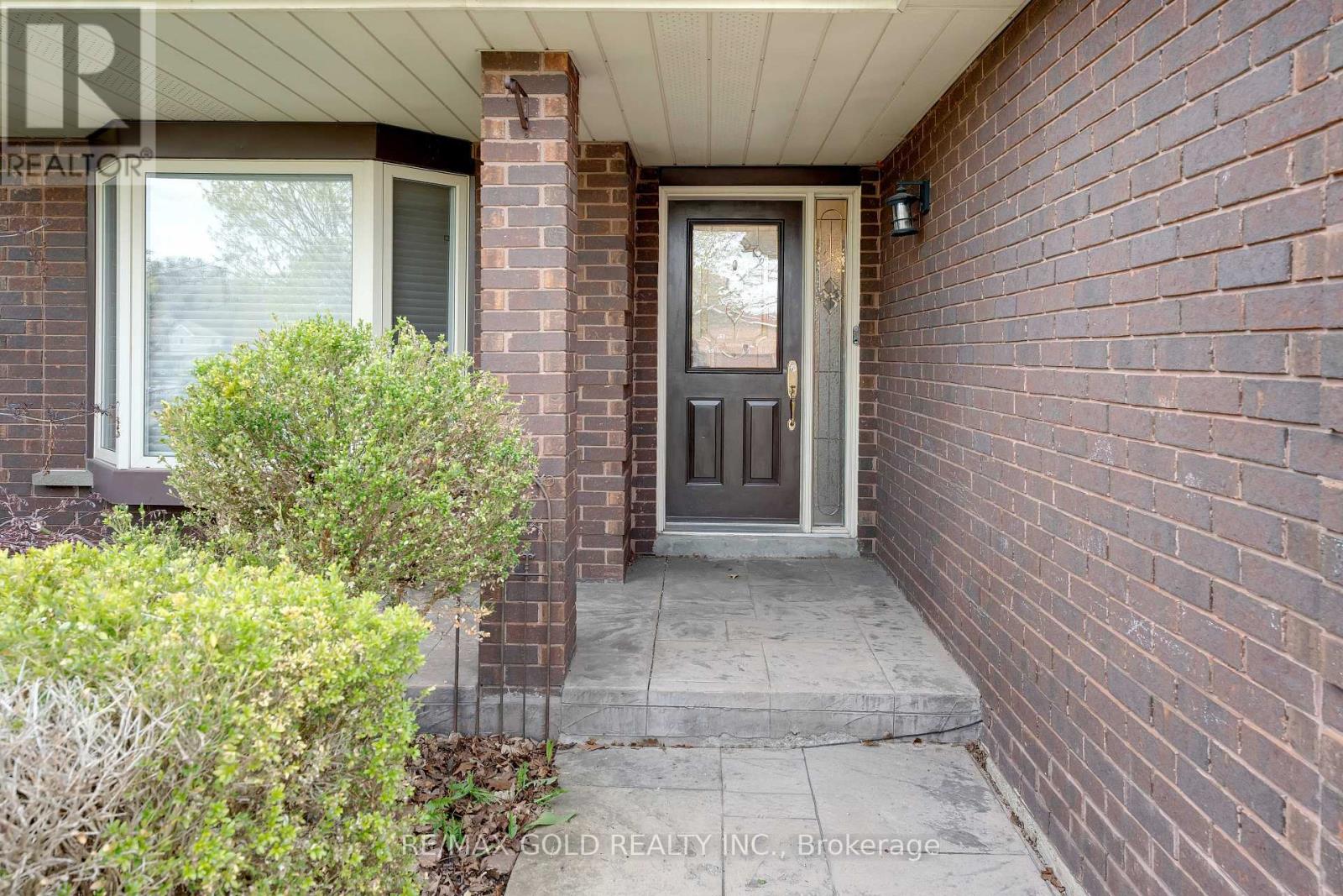 26 Dundalk Crescent, Brampton, Ontario  L6Z 2V2 - Photo 40 - W13119634