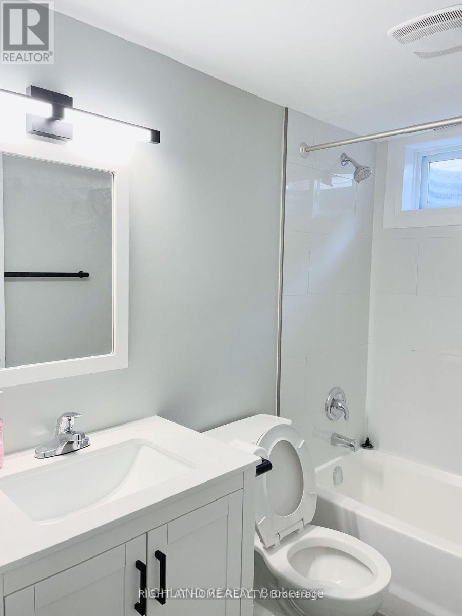 Lower Unit - 12 Croydon Drive, St. Catharines, Ontario  L2M 1J2 - Photo 6 - X13119576