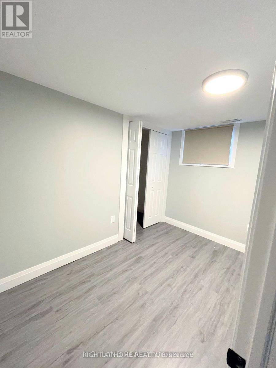 Lower Unit - 12 Croydon Drive, St. Catharines, Ontario  L2M 1J2 - Photo 7 - X13119576