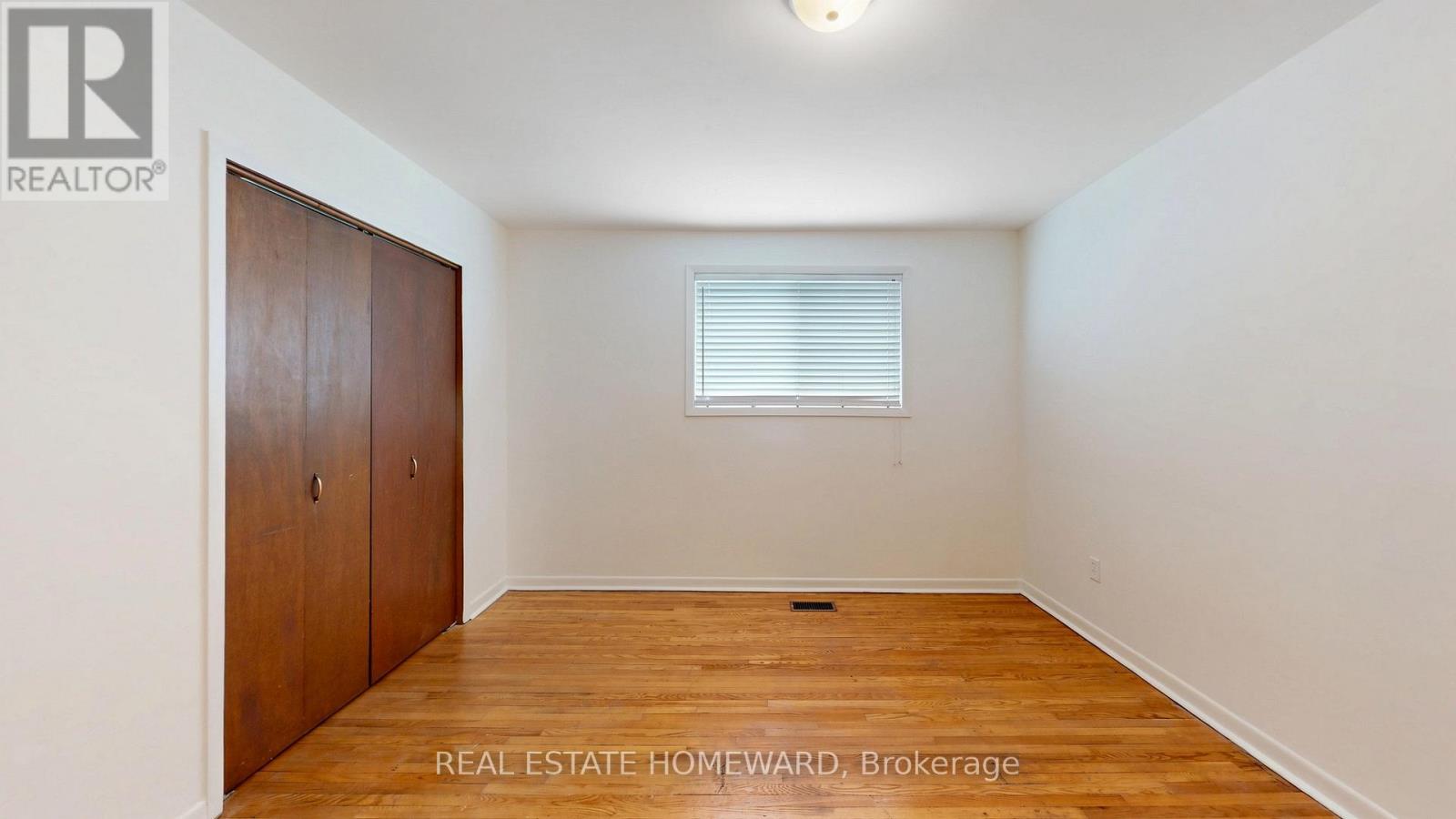 349 Monarch Park Avenue, Toronto, Ontario  M4J 4T4 - Photo 32 - E13114968
