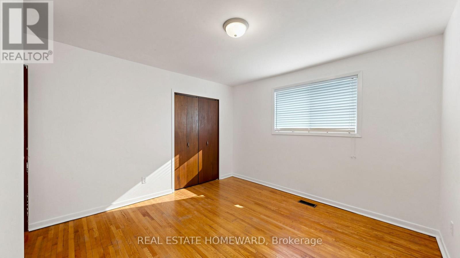 349 Monarch Park Avenue, Toronto, Ontario  M4J 4T4 - Photo 33 - E13114968