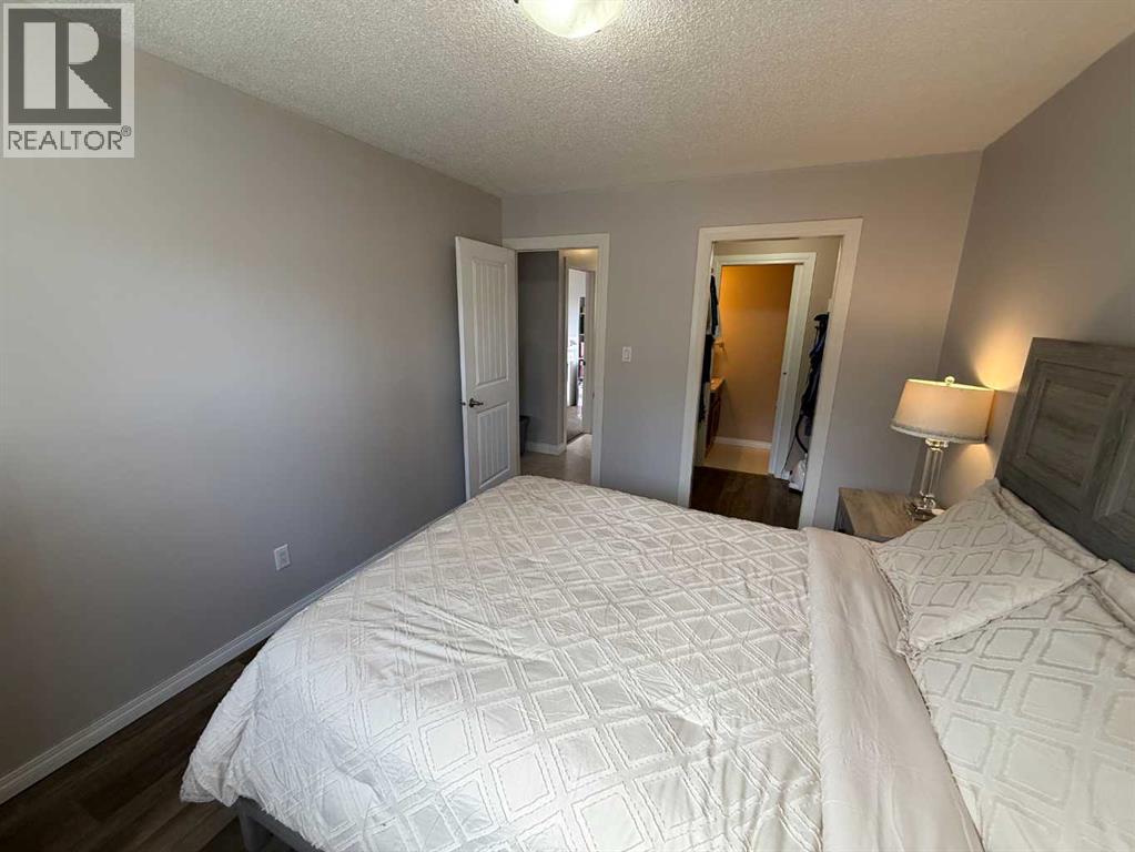 458 Collinge Road, Hinton, Alberta  T7V 1L1 - Photo 8 - A2307743