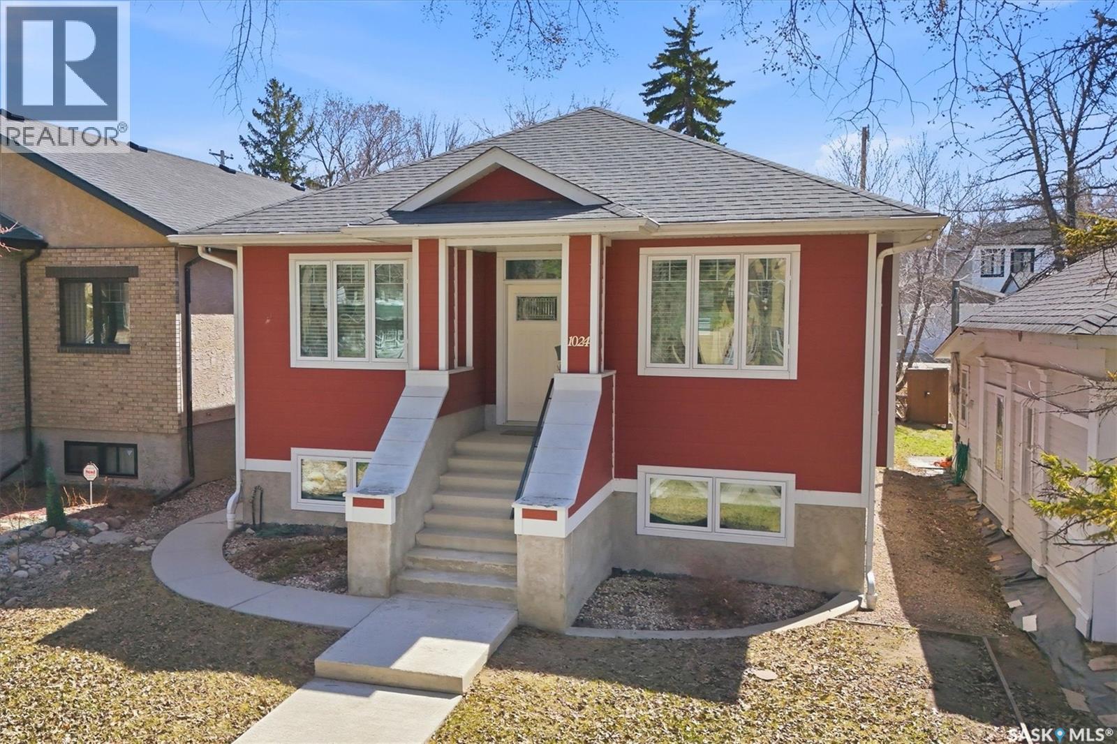 1024 Temperance Street, Saskatoon, Saskatchewan  S7N 0N6 - Photo 1 - SK035298