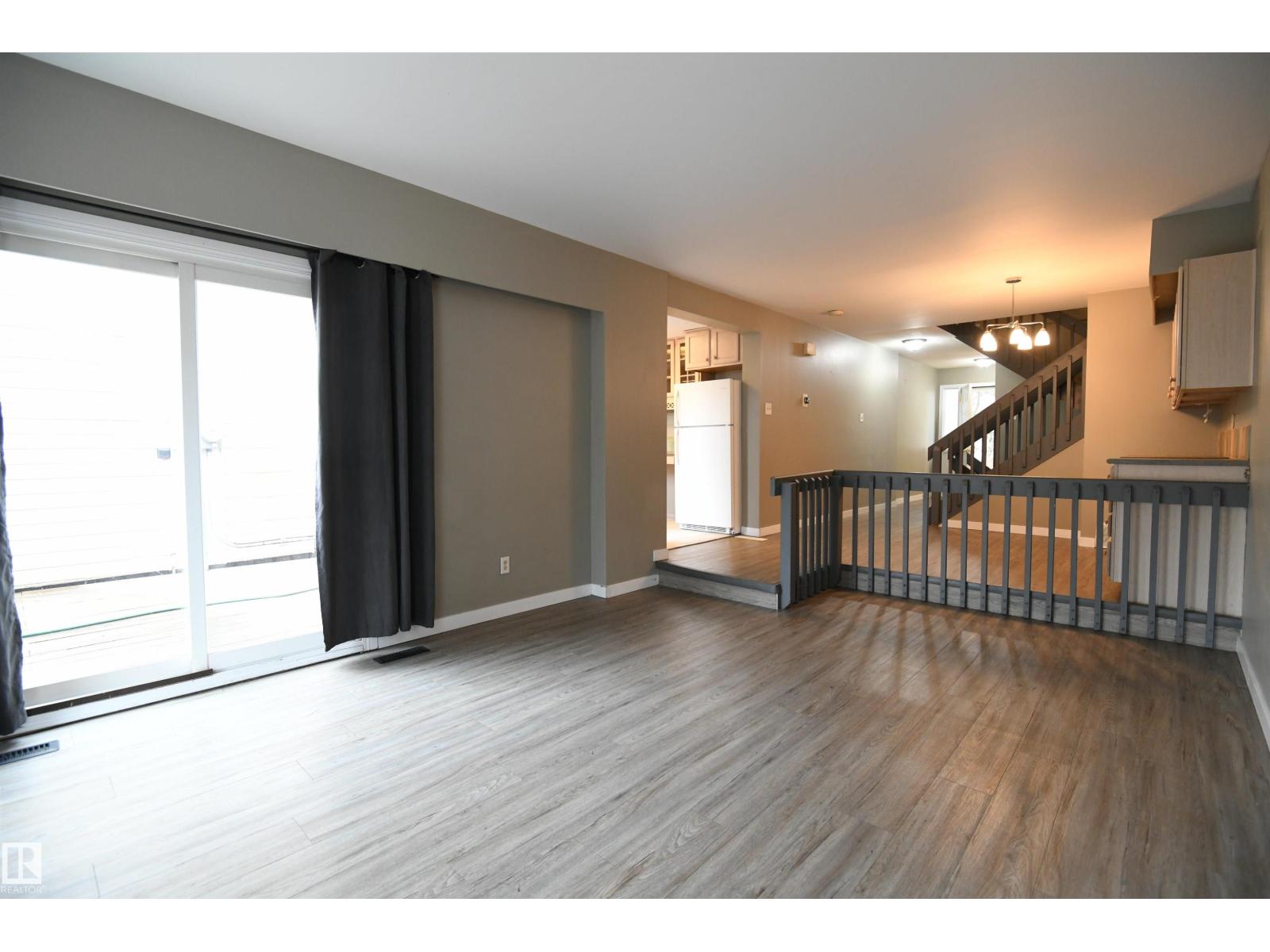6706 36a Av Nw, Edmonton, Alberta  T6K 1S3 - Photo 6 - E4487282