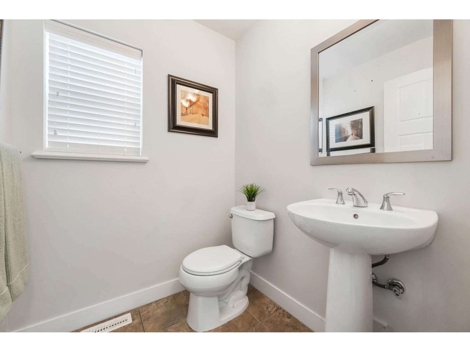 2108 Zinfandel Drive, Abbotsford, British Columbia  V4X 0A6 - Photo 12 - R3122731