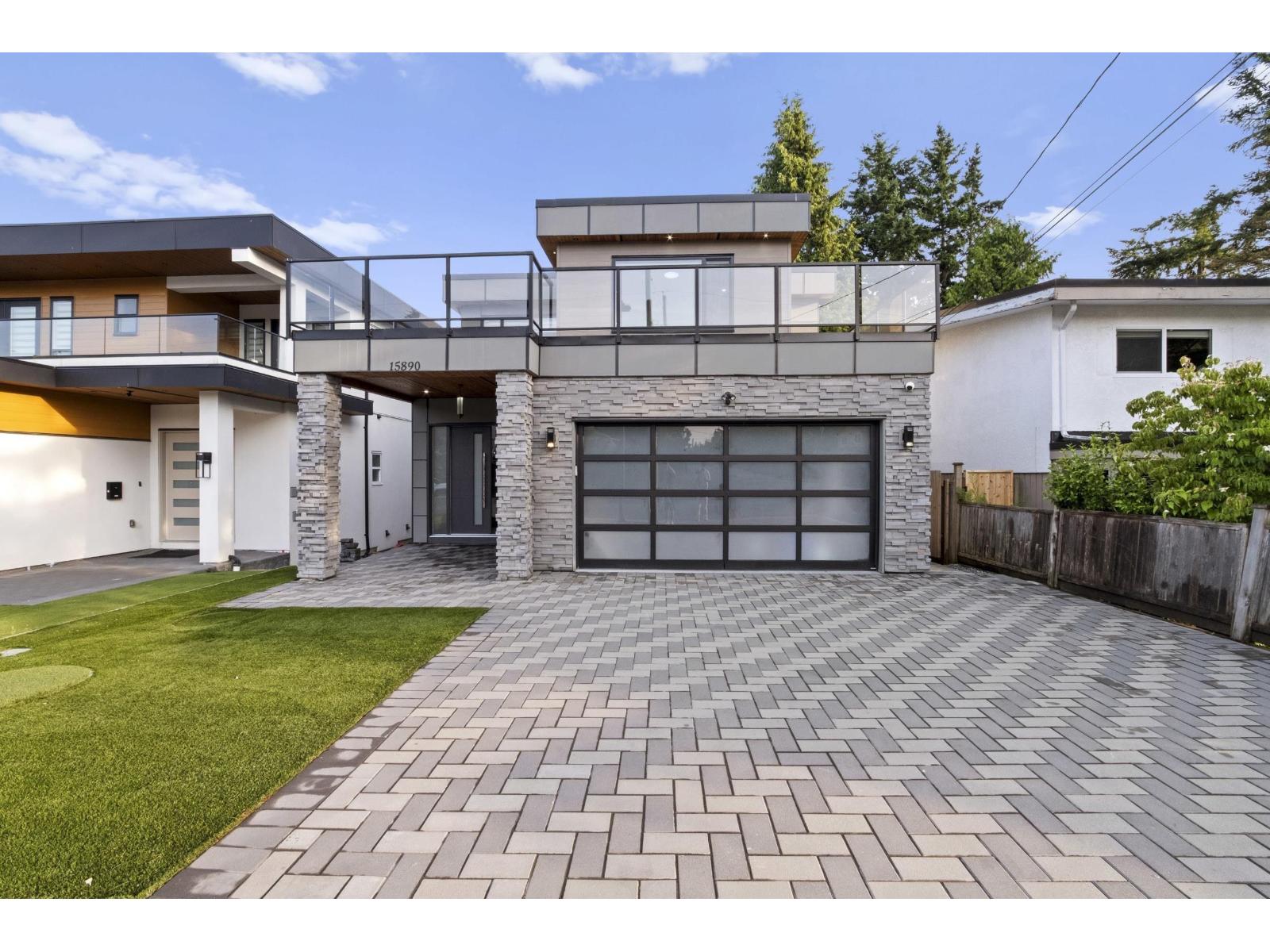 15890 Russell Avenue, White Rock, British Columbia  V4B 2S4 - Photo 1 - R3122758