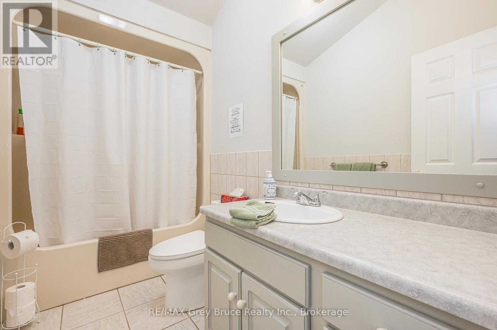 66 Harpur Drive, Northern Bruce Peninsula, Ontario  N0H 2R0 - Photo 30 - X13119306