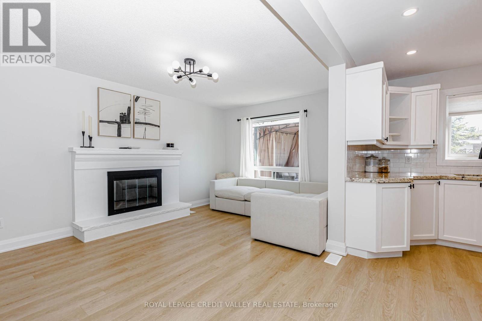 85 Derose Avenue, Caledon, Ontario  L7E 1A6 - Photo 7 - W13056060