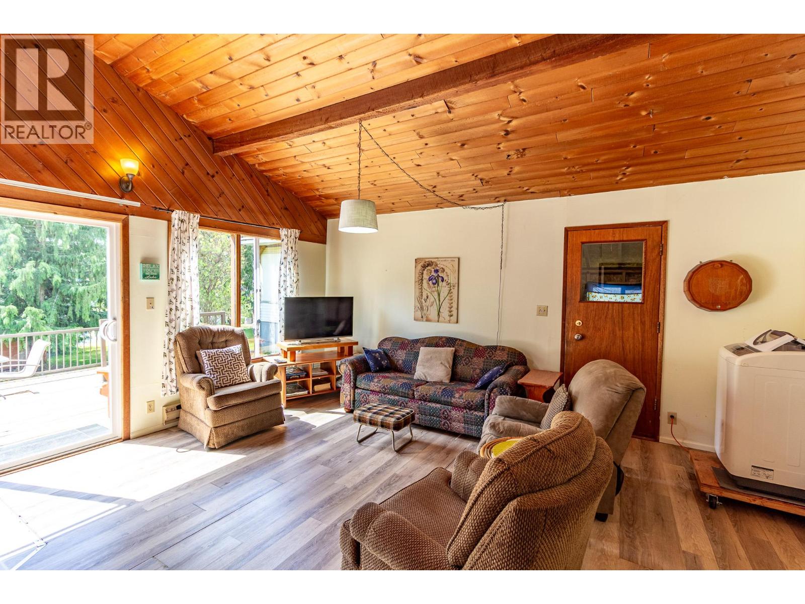 7688 Balfour Wharf Road, Balfour, British Columbia  V0G 1C0 - Photo 12 - 10387054