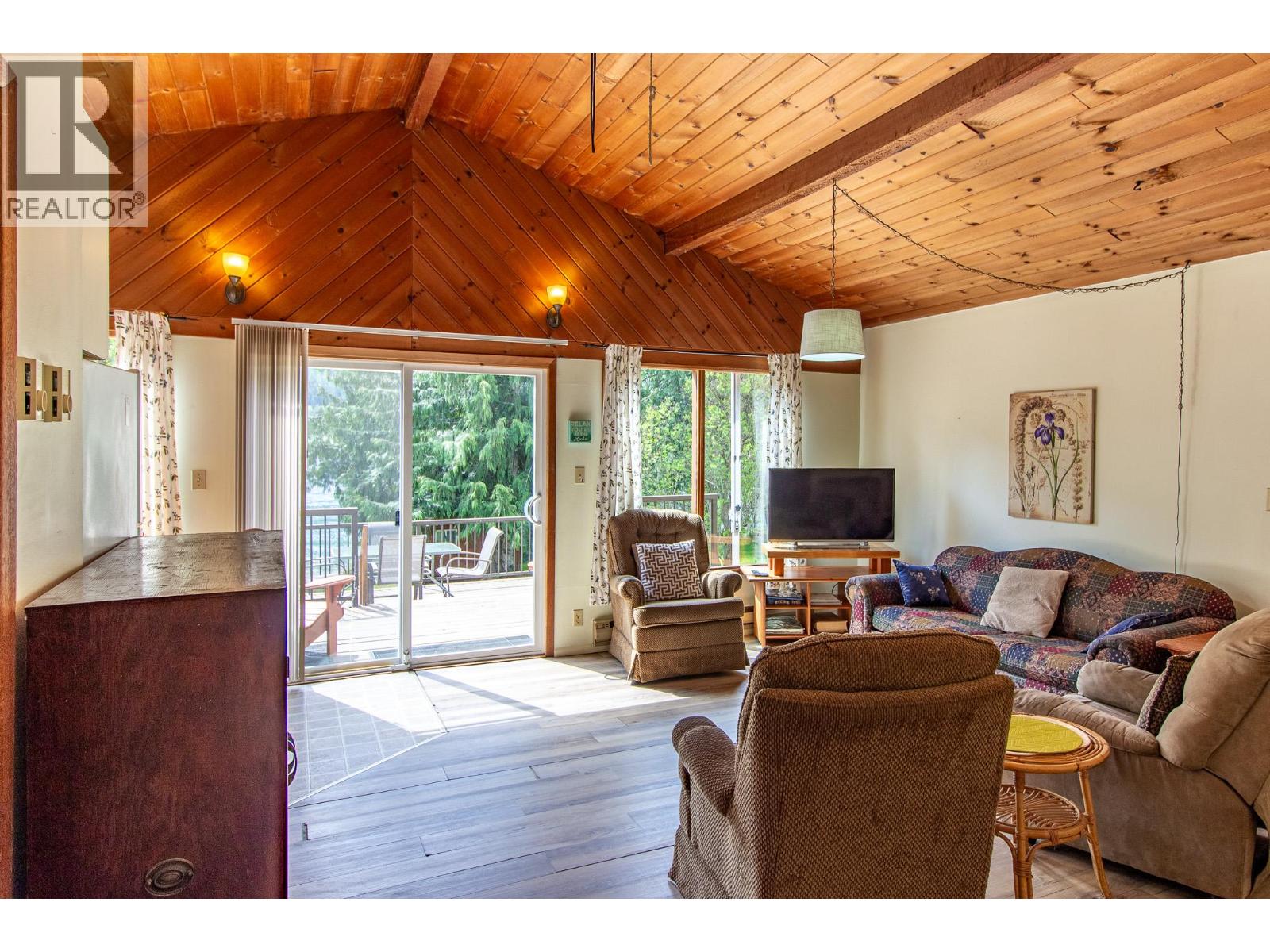 7688 Balfour Wharf Road, Balfour, British Columbia  V0G 1C0 - Photo 16 - 10387054