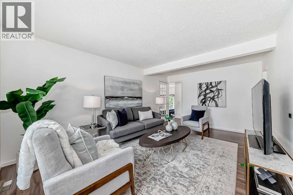 4836 Verona Drive NW, Calgary, Alberta  T3A 0P4 - Photo 11 - A2302750
