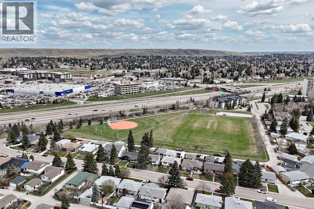 4836 Verona Drive NW, Calgary, Alberta  T3A 0P4 - Photo 43 - A2302750