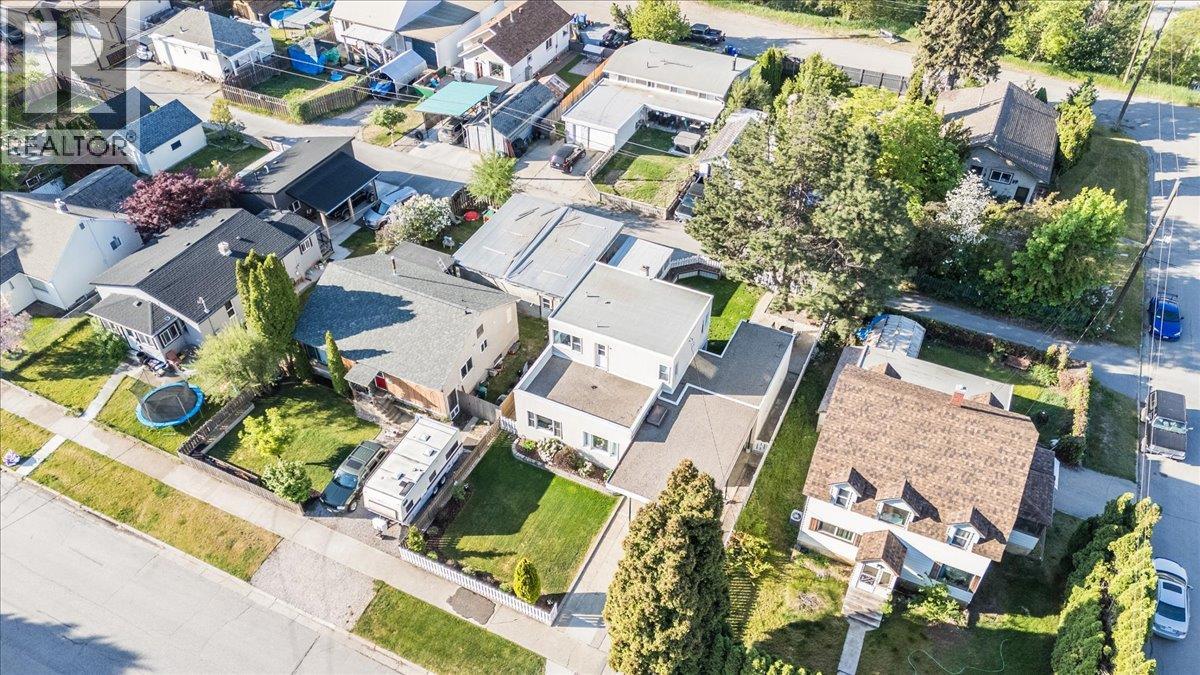 2120 Sixth Avenue, Trail, British Columbia  V1R 3B7 - Photo 50 - 10387044
