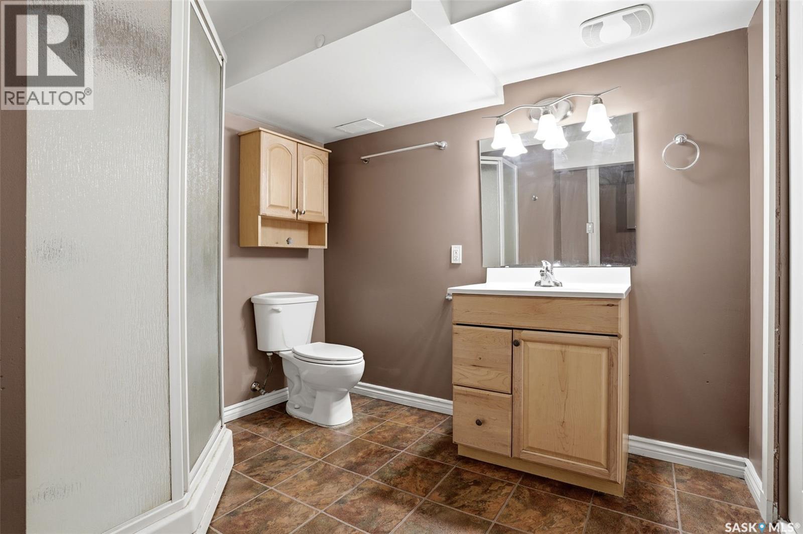 4176 Castle Road, Regina, Saskatchewan  S4S 6A4 - Photo 24 - SK035781