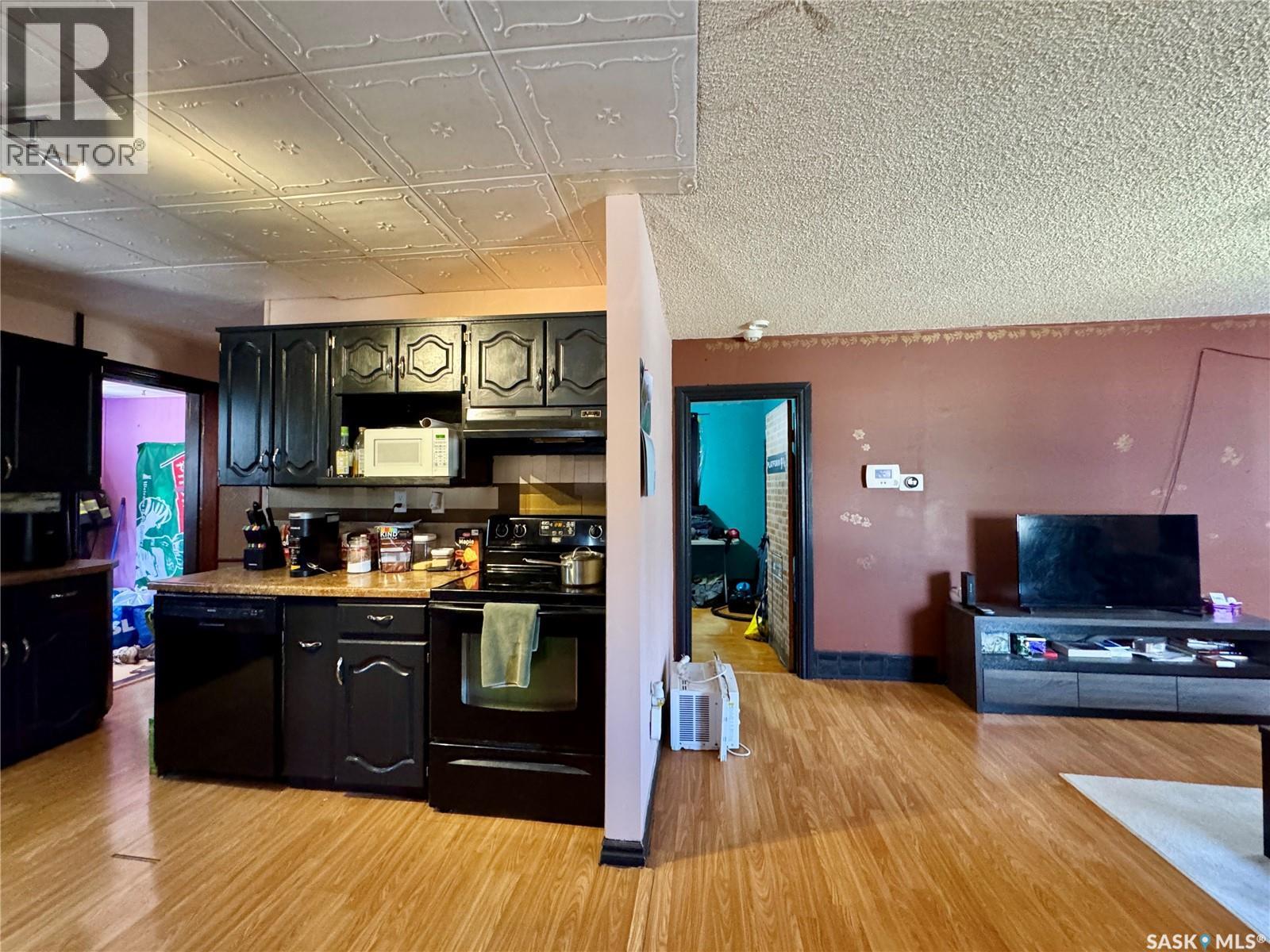 310 4th Street, Bredenbury, Saskatchewan  S0A 0H0 - Photo 14 - SK035764