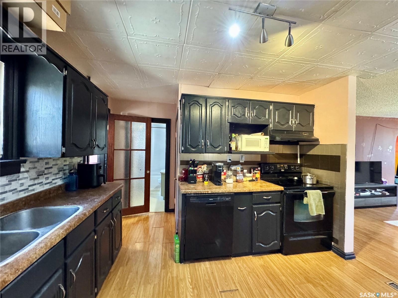 310 4th Street, Bredenbury, Saskatchewan  S0A 0H0 - Photo 16 - SK035764