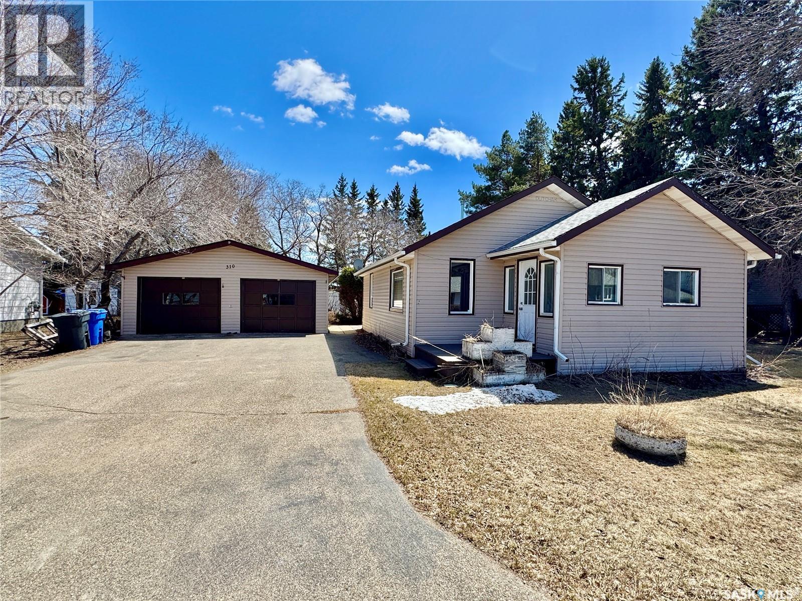 310 4th Street, Bredenbury, Saskatchewan  S0A 0H0 - Photo 23 - SK035764