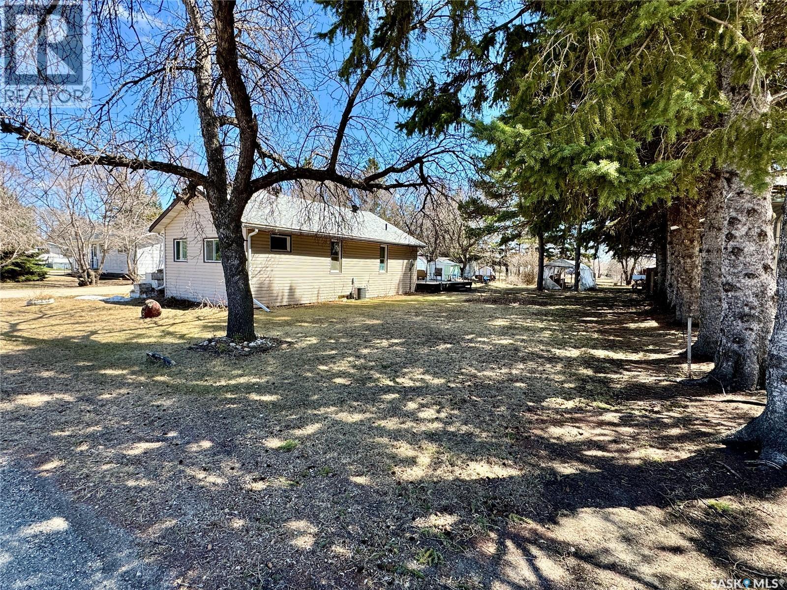 310 4th Street, Bredenbury, Saskatchewan  S0A 0H0 - Photo 26 - SK035764