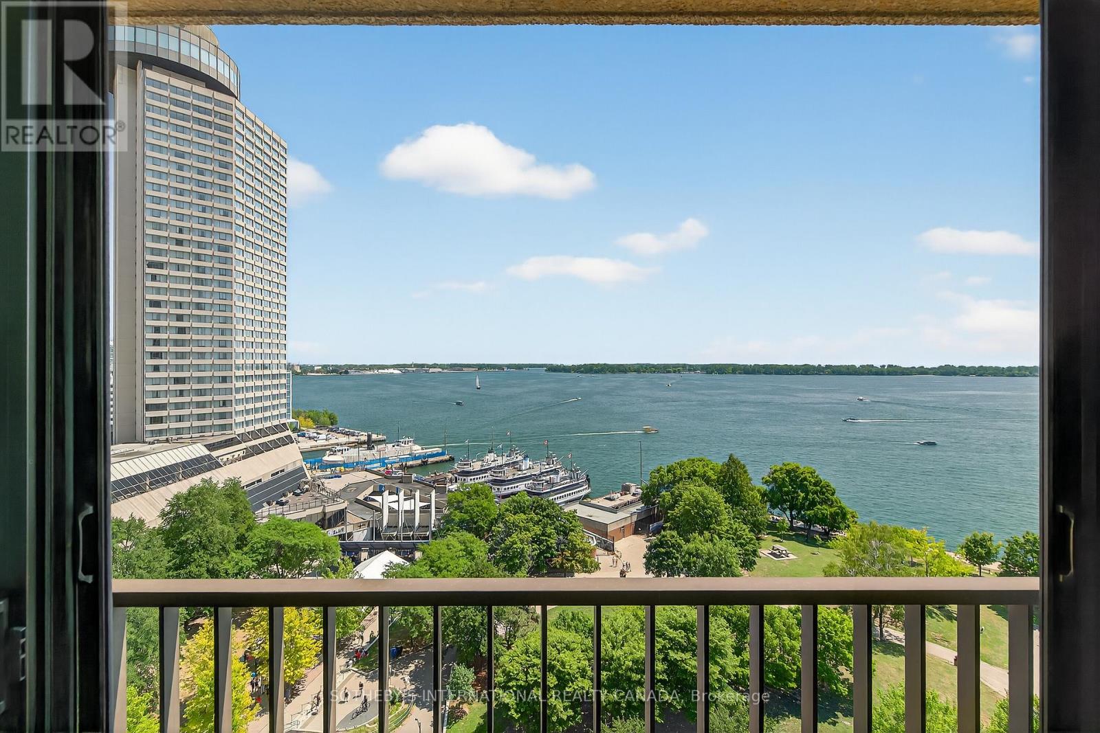 1423 - 33 Harbour Square, Toronto, Ontario  M5J 2G2 - Photo 36 - C13119656