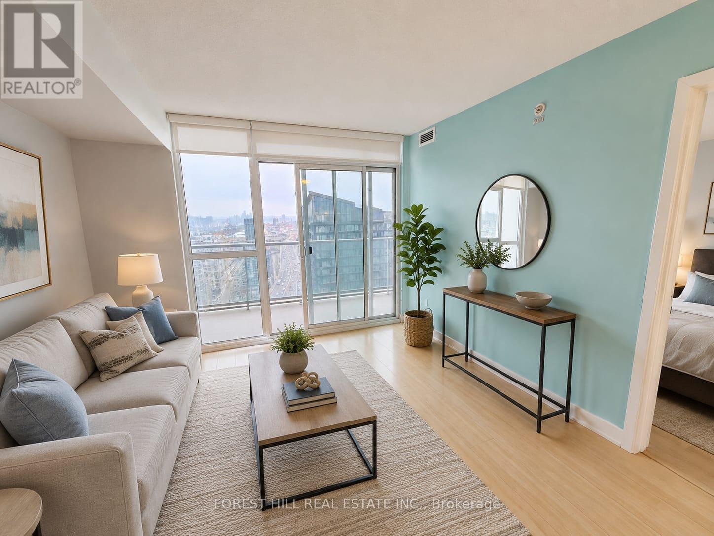 3710 - 75 Queens Wharf Road, Toronto, Ontario  M5V 0J8 - Photo 4 - C13119662