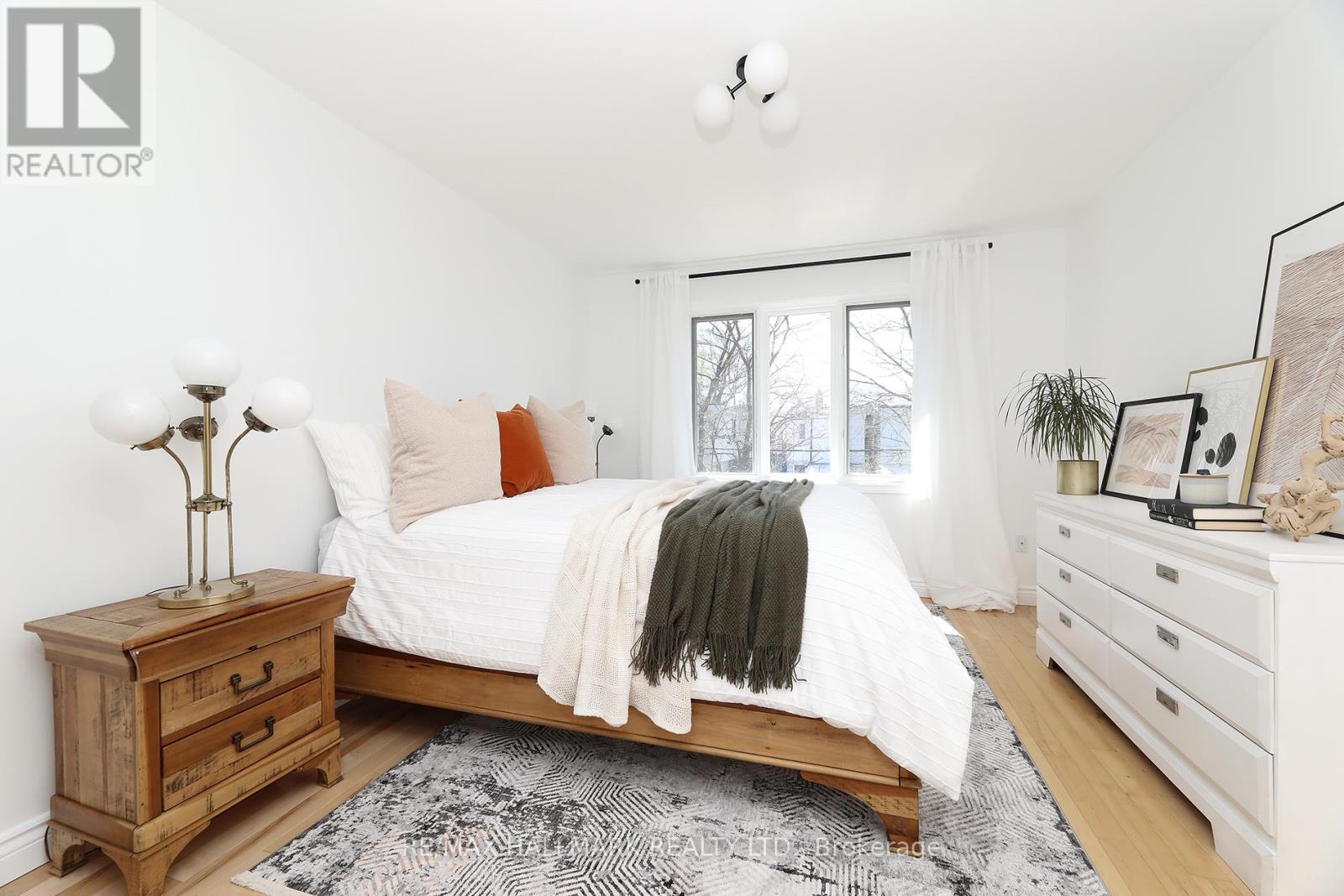 787 Sammon Avenue, Toronto, Ontario  M4C 2E6 - Photo 21 - E13119644