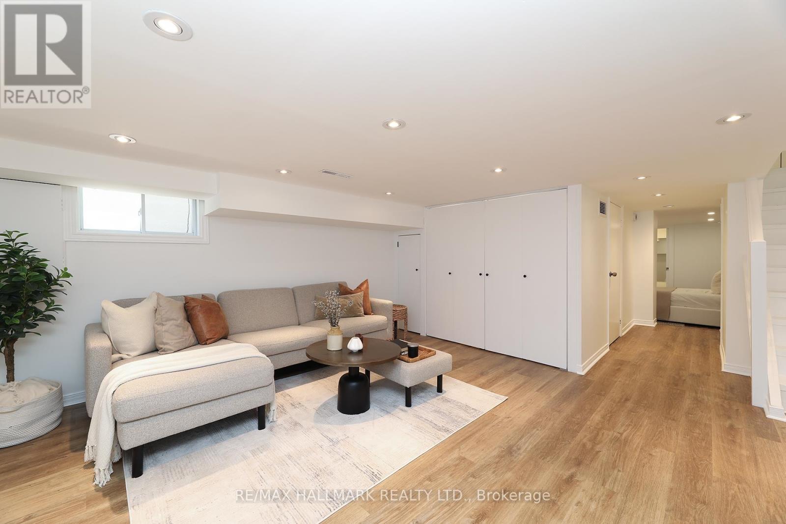 787 Sammon Avenue, Toronto, Ontario  M4C 2E6 - Photo 27 - E13119644