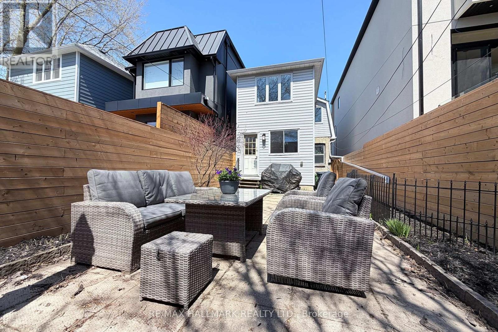 787 Sammon Avenue, Toronto, Ontario  M4C 2E6 - Photo 32 - E13119644