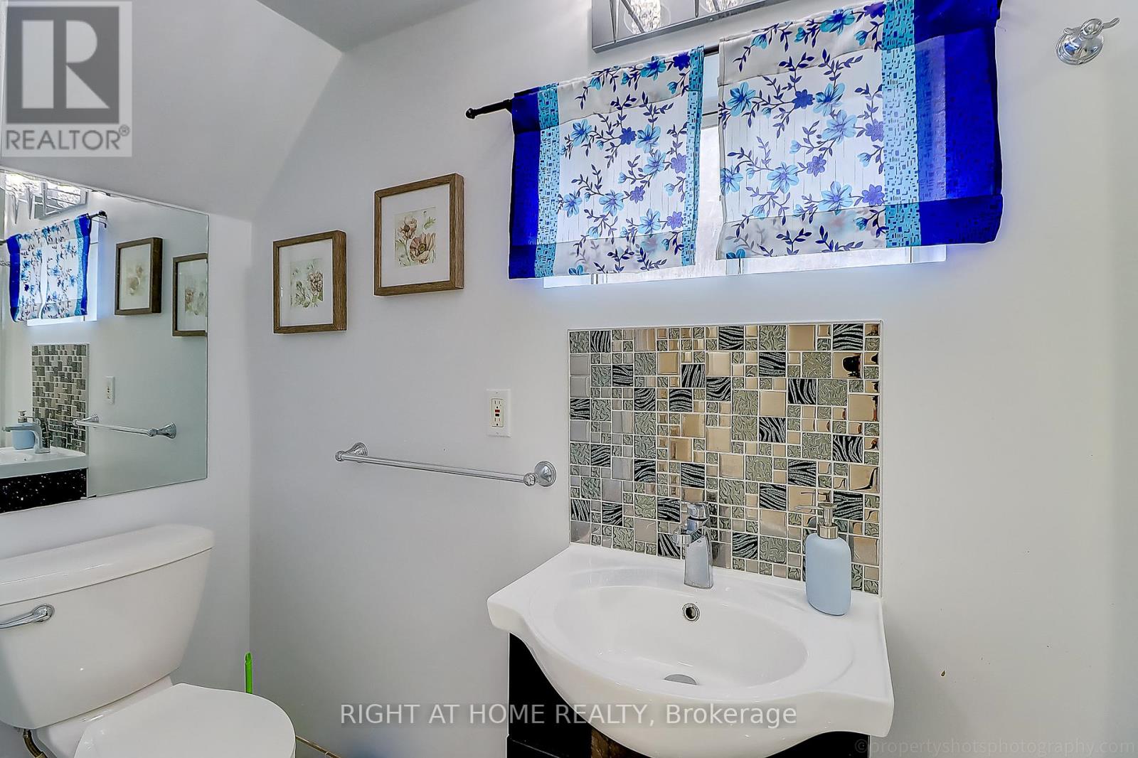 409 - 8 Crescent Town Road, Toronto, Ontario  M4C 5L3 - Photo 34 - E13119648