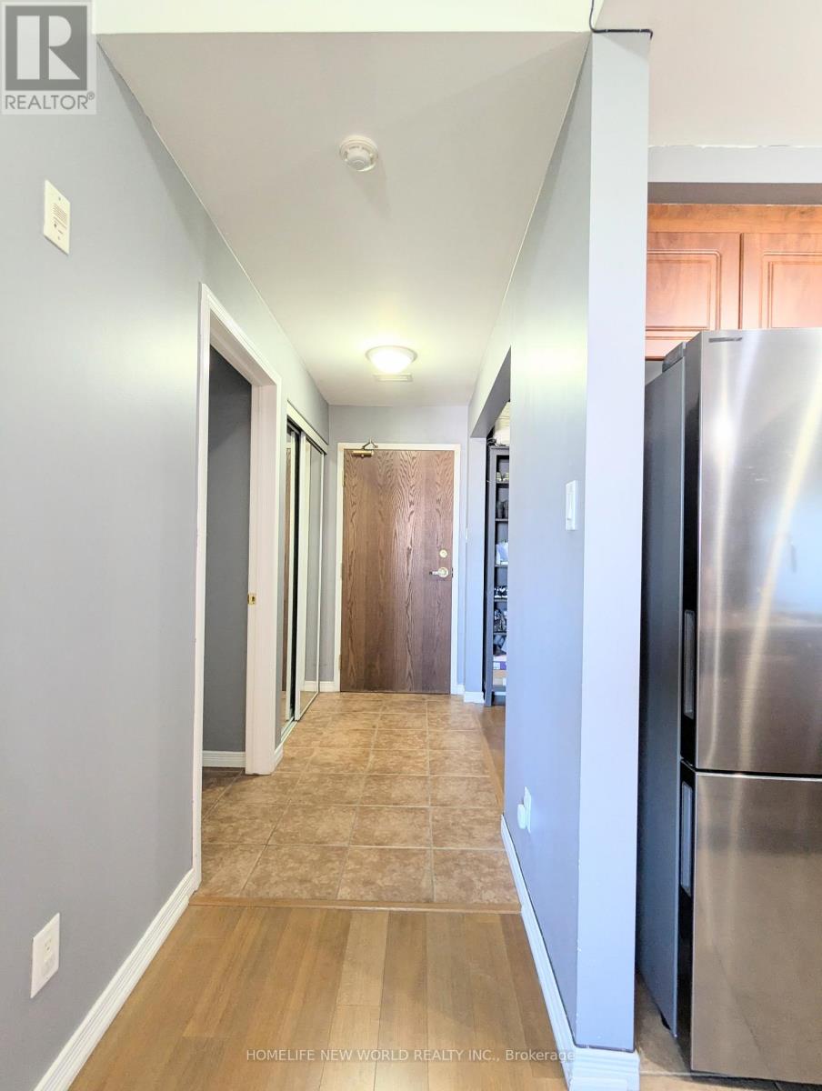 601 - 8 Maison Parc Court, Vaughan, Ontario  L4J 9K5 - Photo 5 - N13106266