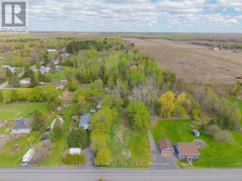 17289 Myers Road, South Stormont, Ontario  K0C 2A0 - Photo 4 - X12981666