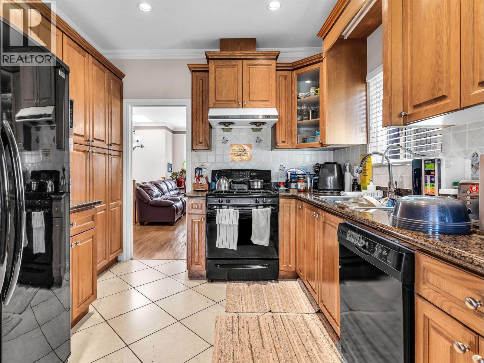 3021 E 29th Avenue, Vancouver, British Columbia  V5R 1V9 - Photo 10 - R3122070