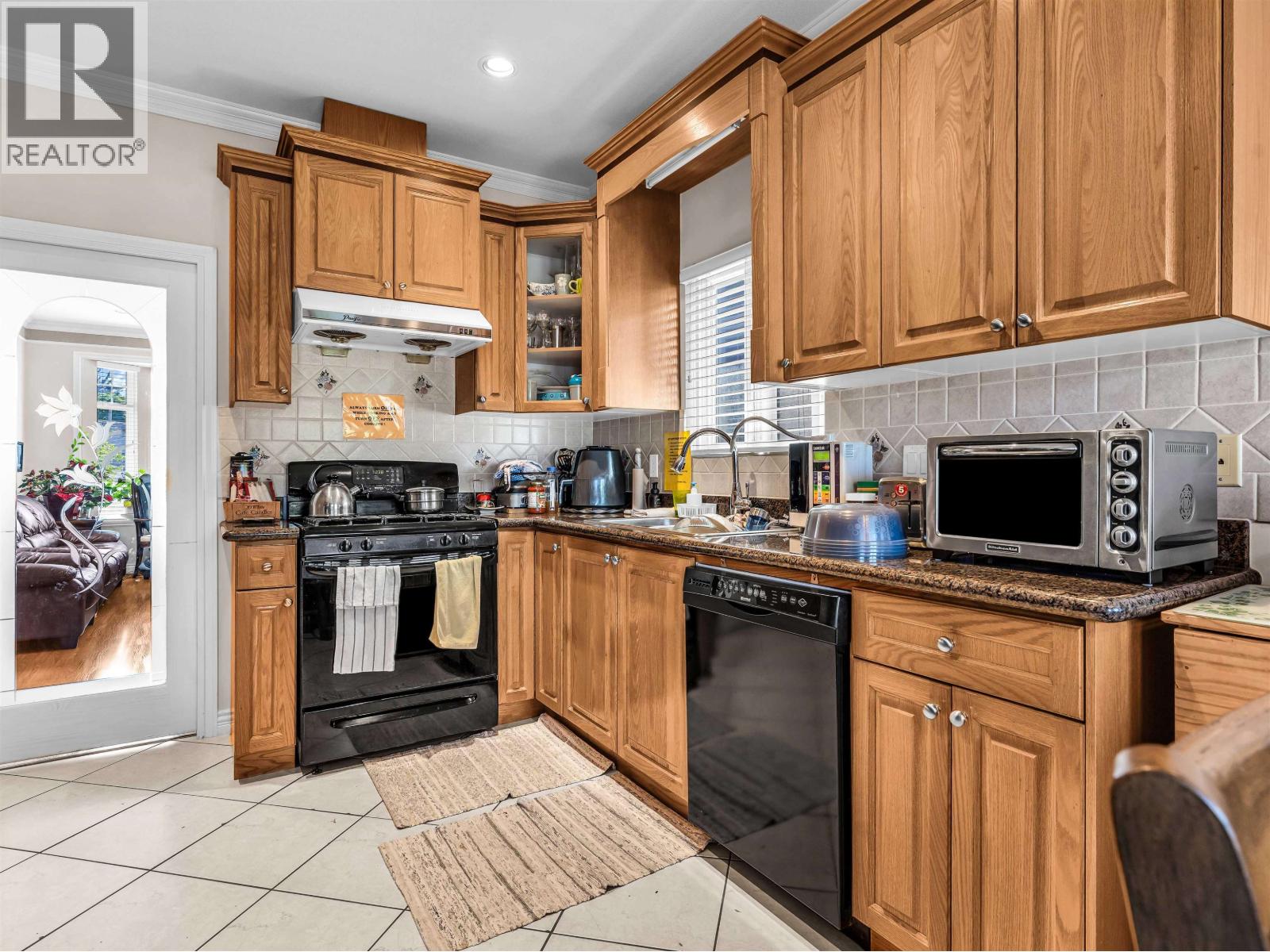 3021 E 29th Avenue, Vancouver, British Columbia  V5R 1V9 - Photo 14 - R3122070