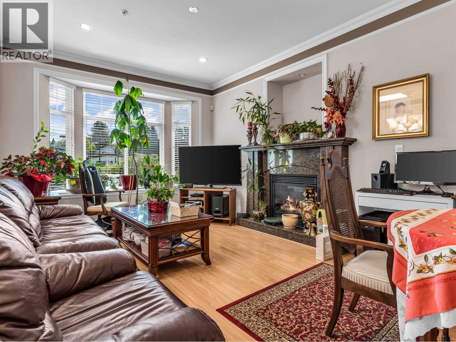 3021 E 29th Avenue, Vancouver, British Columbia  V5R 1V9 - Photo 3 - R3122070