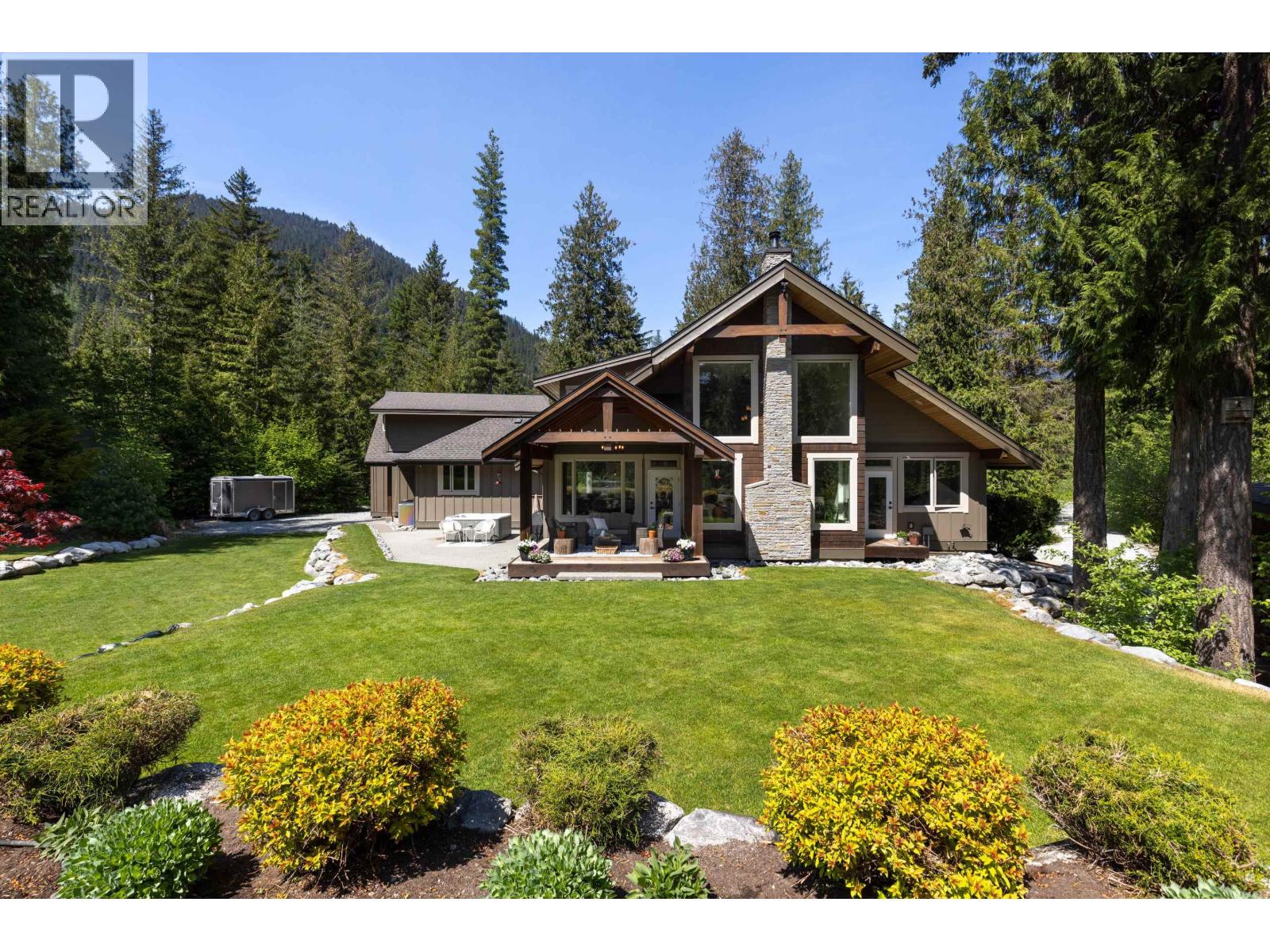 1044 Cedar Grove Lane, Pemberton, British Columbia  V0N 2L2 - Photo 32 - R3122974