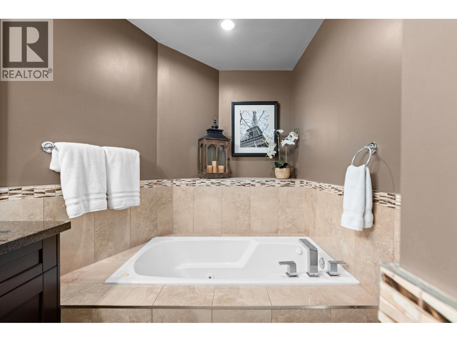 673 Sylvan Avenue, North Vancouver, British Columbia  V7R 2E8 - Photo 23 - R3122980